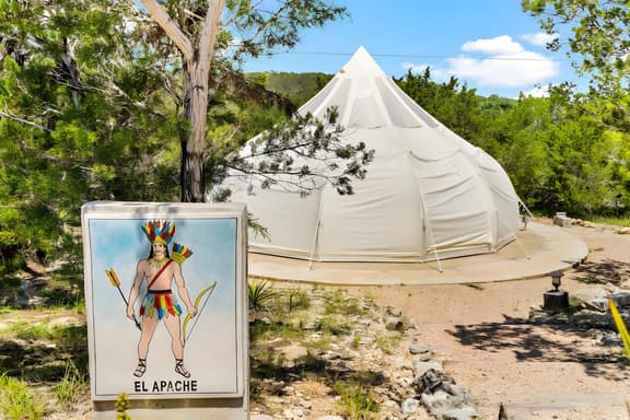 *El Apache